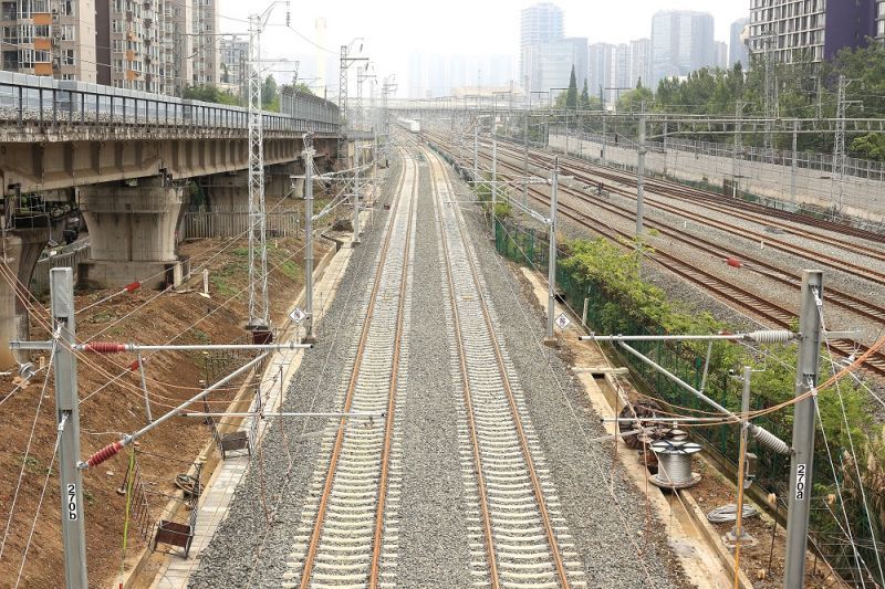 成都鐵路樞紐環(huán)線順利閉環(huán) 環(huán)線鐵路公交化運(yùn)營(yíng)即將開啟