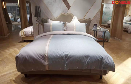 一場秋雨一場寒，東寶家紡床品帶來舒適溫暖