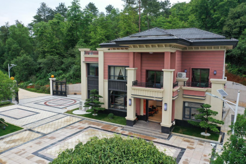 農村自建房，這才是爸媽喜歡的養老別墅，典雅大氣又好住