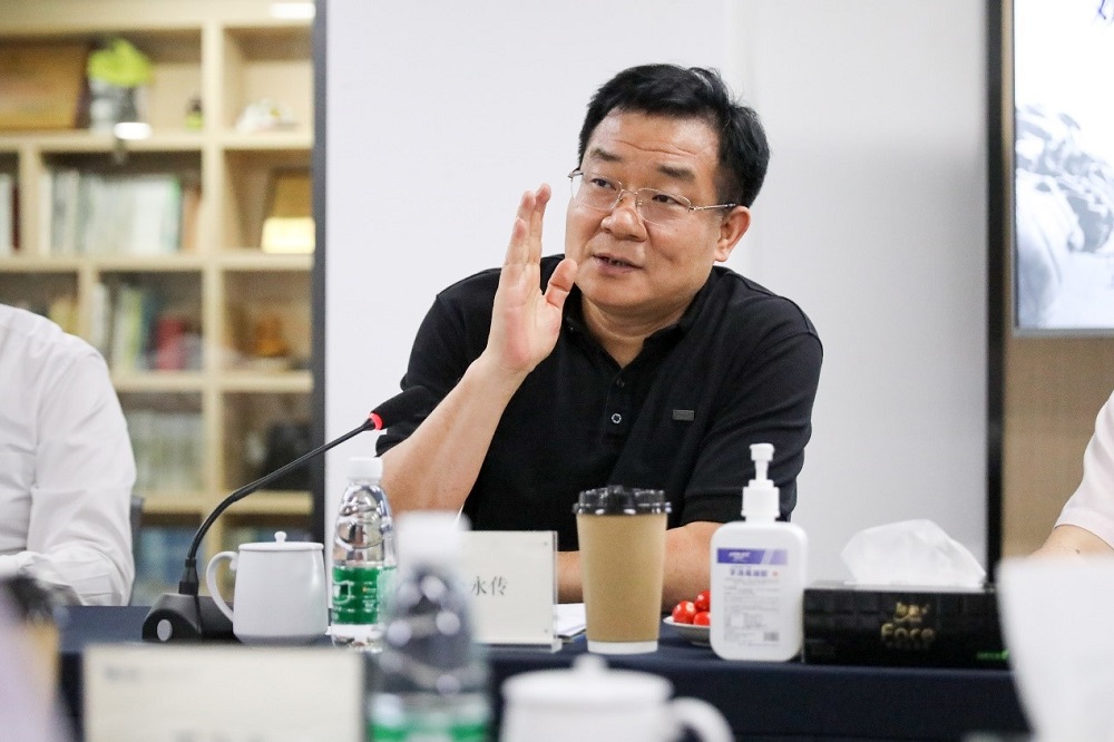 中國(guó)纖維質(zhì)量監(jiān)測(cè)中心&ldquo;我為群眾辦實(shí)事&rdquo;調(diào)研活動(dòng)走進(jìn)伊頓紀(jì)德