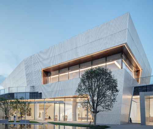 實地地產旗下多項目建設提速