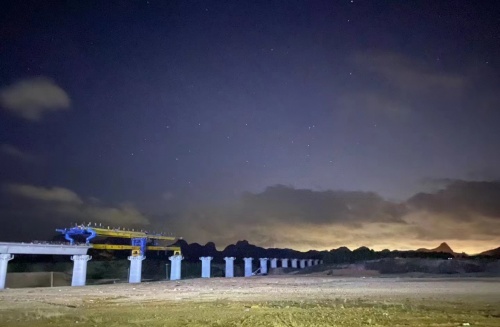 中鐵一局新運公司圓滿完成貴南高鐵  446榀箱梁預制及架設任務