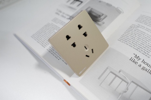 智能生活時代，NVC雷士電工打造安全用電體驗