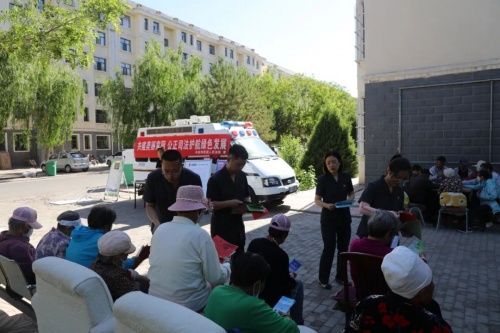 6.5世界環境日 共建清潔美麗世界&mdash;&mdash;前旗法院聯合旗檢察院開展&ldquo;6.5世界環境日&rdquo;環保普法宣傳活動