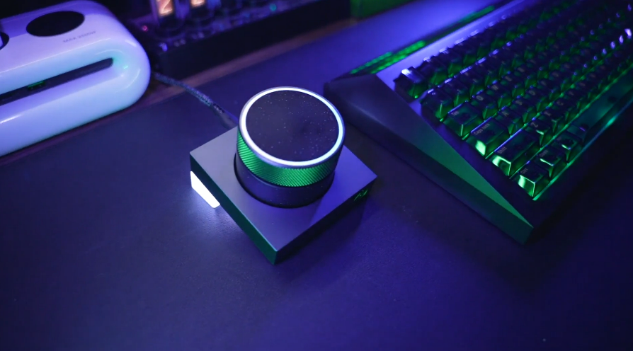 CYBERBLADE 手游延遲高？怒喵新耳機(jī)只能室內(nèi)使用？