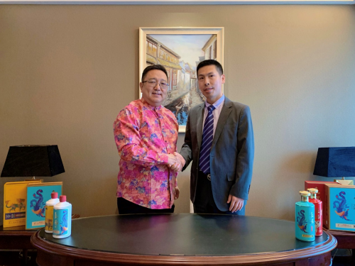 國家一級演員句號成為云倉酒莊豪邁白酒代言人