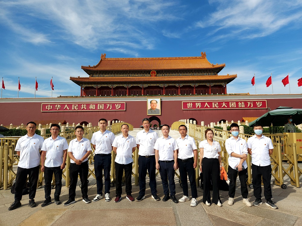 中鐵二局裝修公司北京籌備組開展&ldquo;喜迎二十大 永遠(yuǎn)跟黨走 奮進新征程&rdquo;青年精神素養(yǎng)提升工程主題團日活動