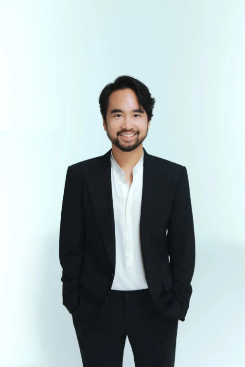 鄭志剛被委任為超媒體控股聯席主席，為數字發展開辟新道路