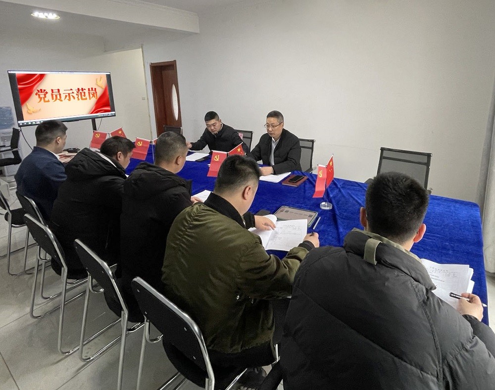中鐵二局裝修公司永安領匯項目黨支部開展&ldquo;黨員身份亮出來、崗位責任擔起來&rdquo;黨員示范崗活動
