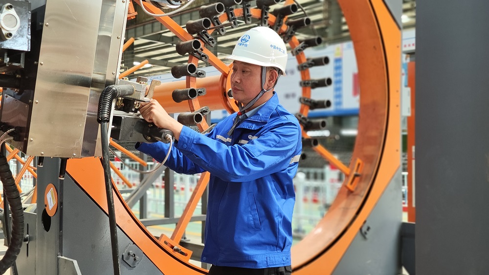 36年地下&ldquo;追光&rdquo; 38公里隧道逐夢(mèng)  &mdash;&mdash;記全國(guó)五一勞動(dòng)獎(jiǎng)?wù)芦@得者唐維湘