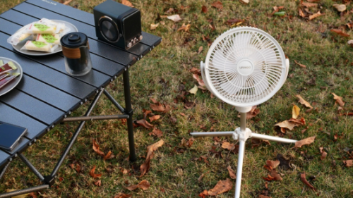 夏日露營新圖鑒，七彩叮當把戶外風(fēng)扇玩出花！