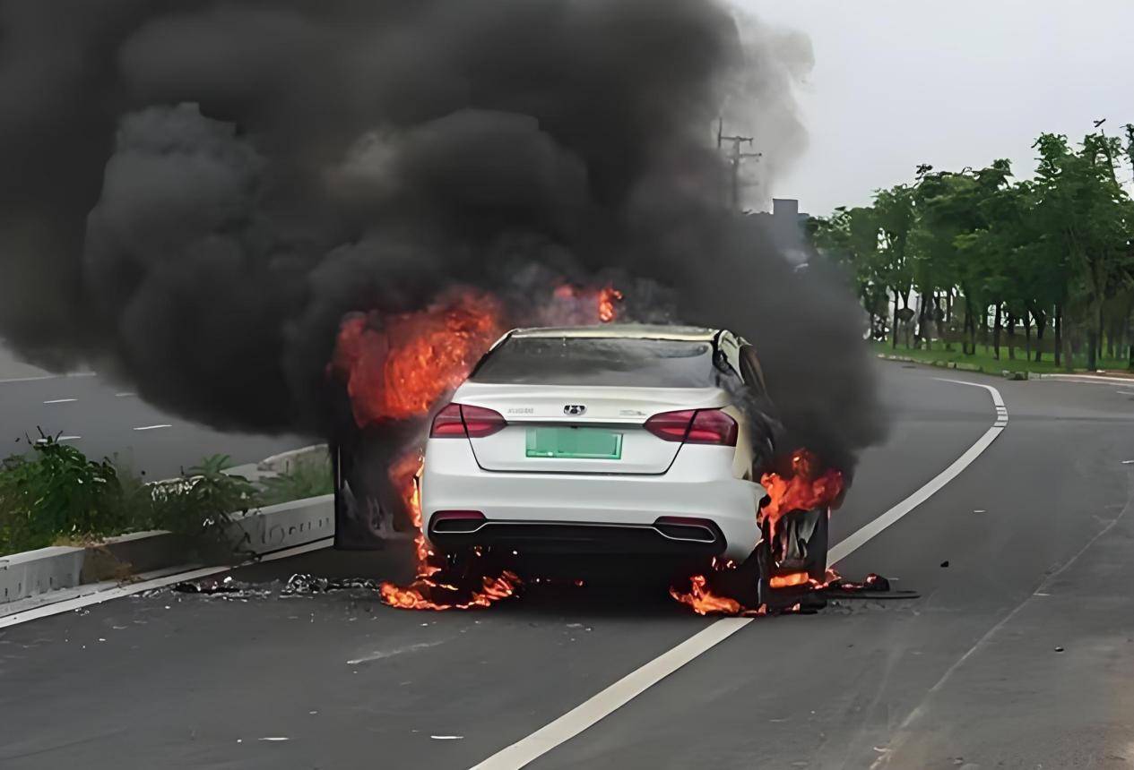 京能新能源與傳藝鈉電：共塑鈉電池技術新篇章