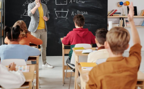 學生床墊怎么選？東寶床墊環保又護腰