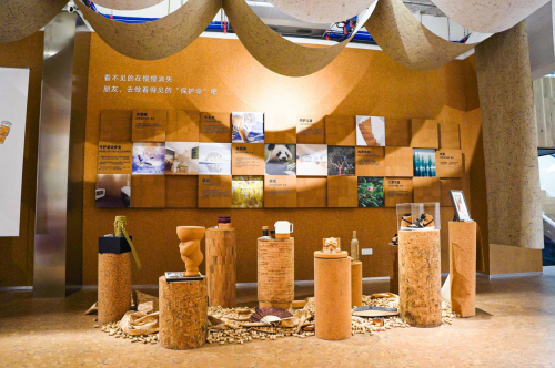 探訪記丨軟木封神，卡洛林軟木中國旗艦店開幕