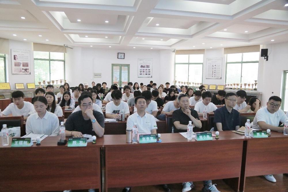 千年舟第一屆花色及應用設計大賽高校巡講安徽農業大學站圓滿成功