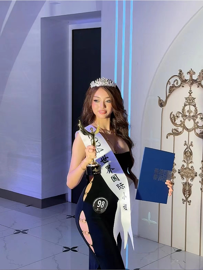 氣質優雅，閃耀舞臺 | 專訪海選賽人氣冠軍Sakura