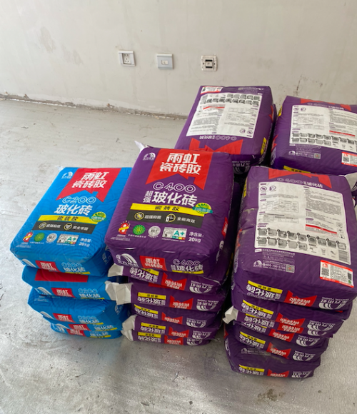 瓷磚膠使用方法：東方雨虹瓷磚膠引領環保高效裝修潮流