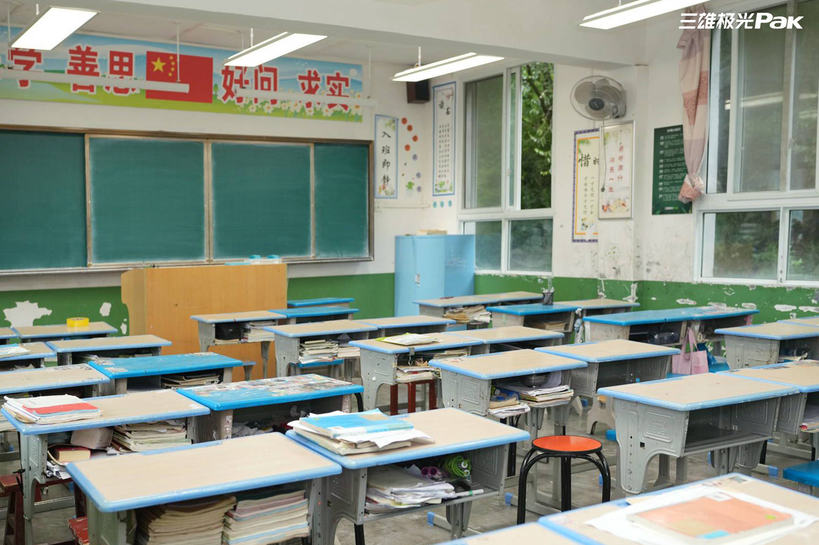 進駐萬校！硬控視力健康還得是三雄極光！