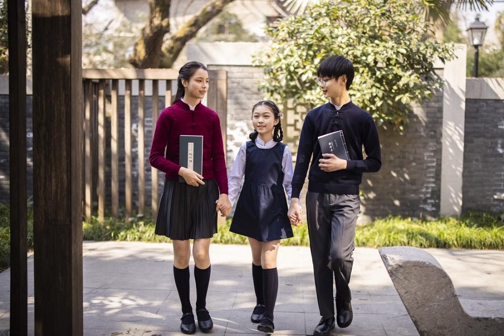 衣以載道，美育未來：校服新政十年見證美育價值重構