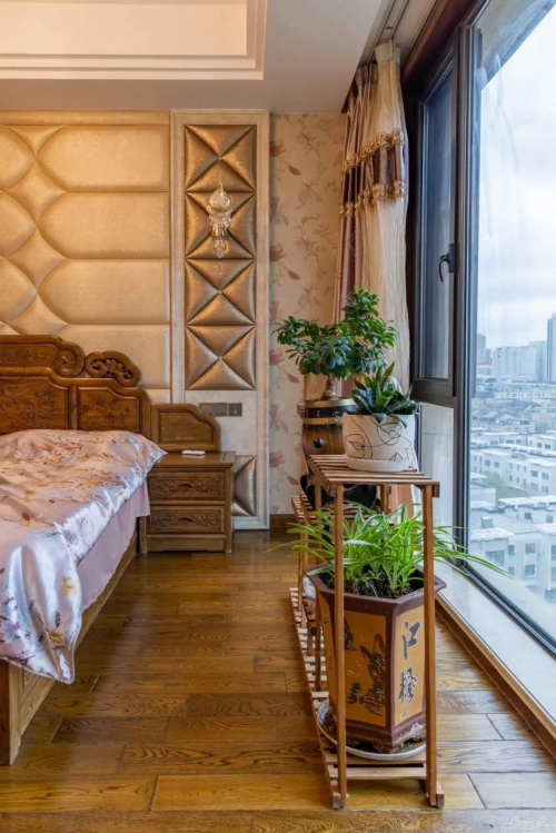 從一塊好地板到一種好生活，連續(xù)五年銷量第一的天格中國高端實木地板成為三代人追求品質(zhì)家居的傾心之選