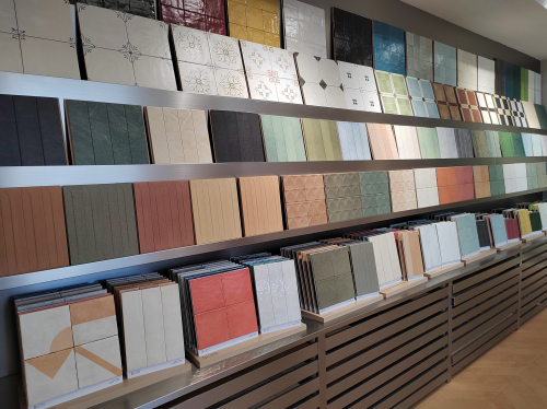 絢潮瓷磚：引領(lǐng)質(zhì)感生活新潮流